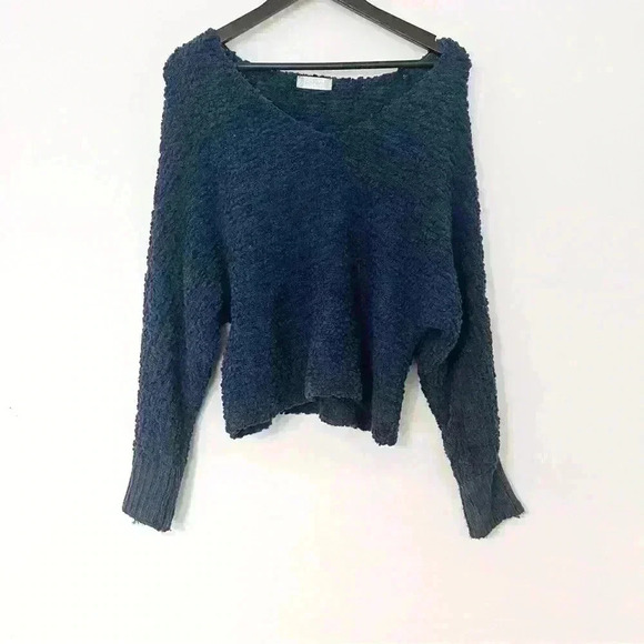 Altar'd State Sweaters - Altar’d State Green Chunky Knit V-Neck Sweater